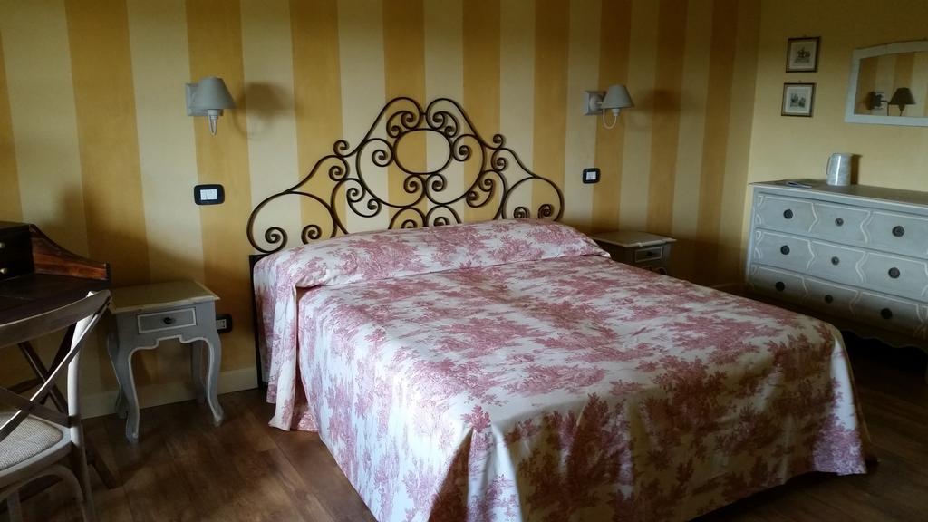 Cascina Rollone Villa Rocchetta Tanaro Luaran gambar